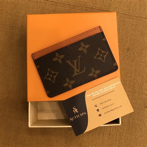 is a louis vuitton card holder real